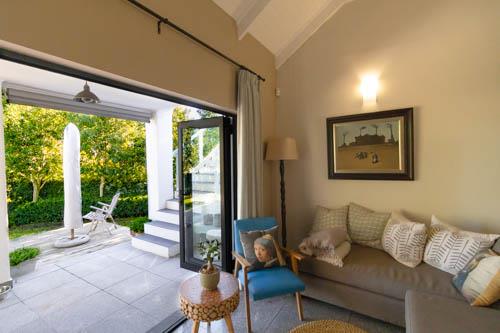 2 Bedroom Property for Sale in Sandbaai Western Cape
